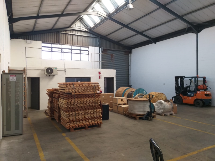 To Let Commercial Property for Rent in Blackheath Industrial Western Cape